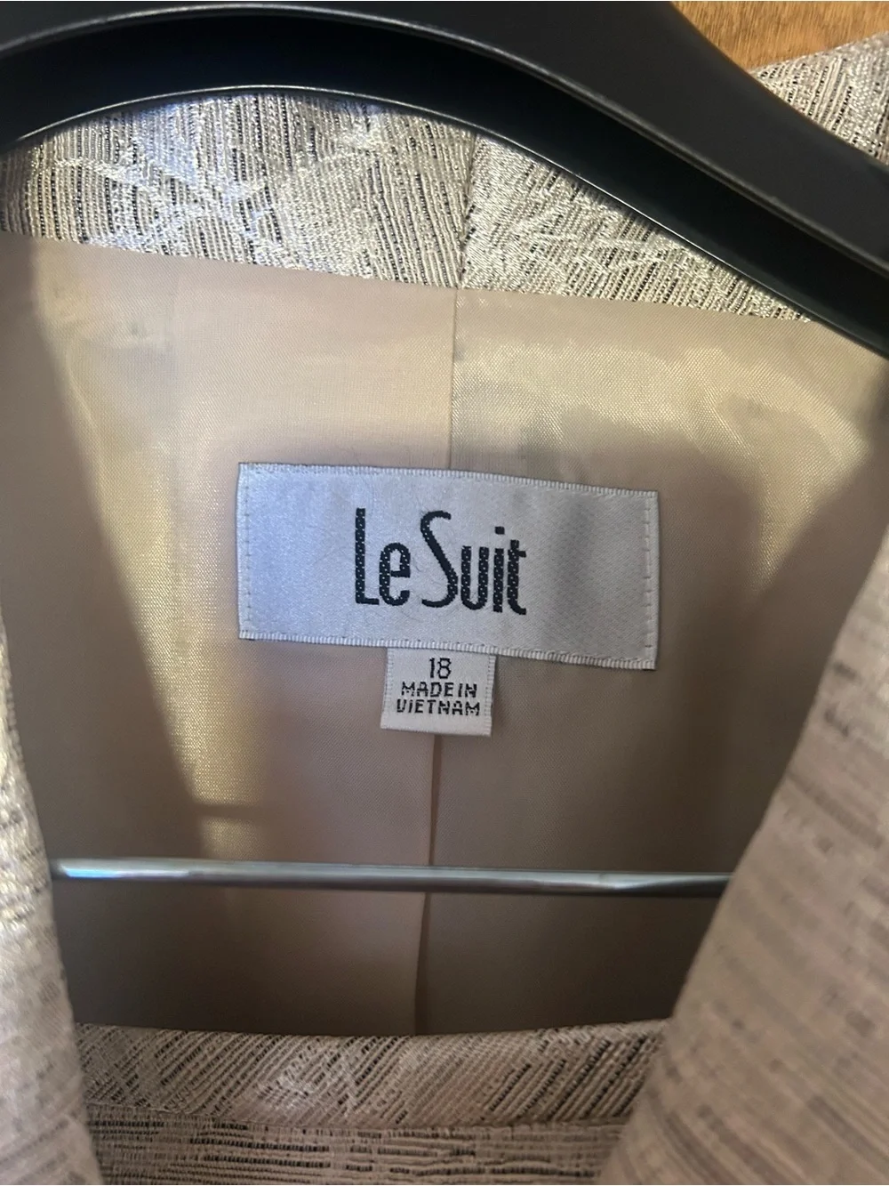 Le Suit Cream Floral Jacquard Blazer